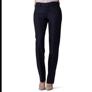 NWT Secretly Shapes Regular Fit Straight Leg Pant